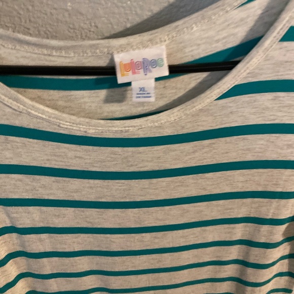 New Lularoe Julia size xl - Picture 2 of 3